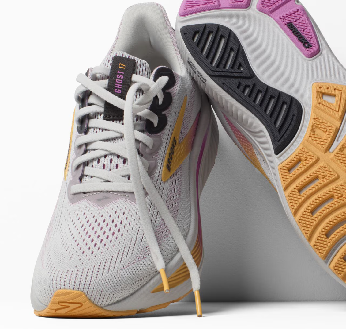 Women's Ghost 17 Wide