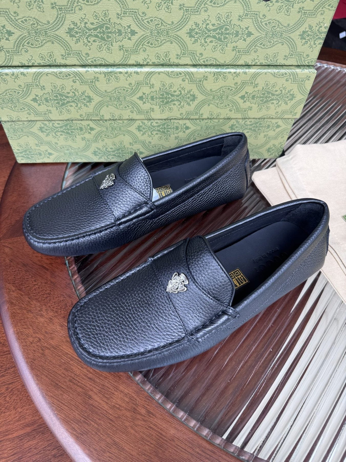 Gucci Dark Navy Pebbled Leather Driving Loafers