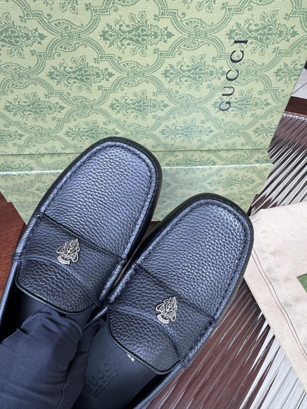 Gucci Dark Navy Pebbled Leather Driving Loafers